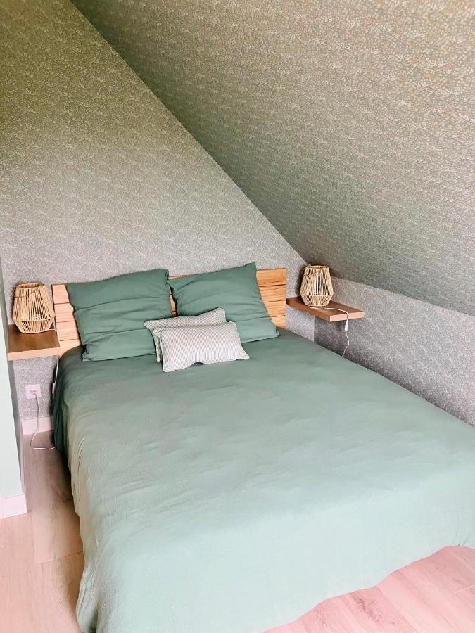 Maison Familiale Dans Une Rue Paisible Gouville-sur-Mer Eksteriør bilde